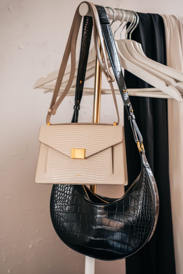 Elegant Leather Top-Handle Bag